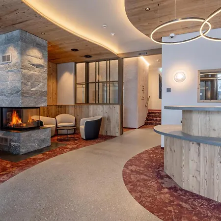 Postresidenz Am Otel 4*