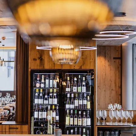 Postresidenz Am Hotell Arosa
