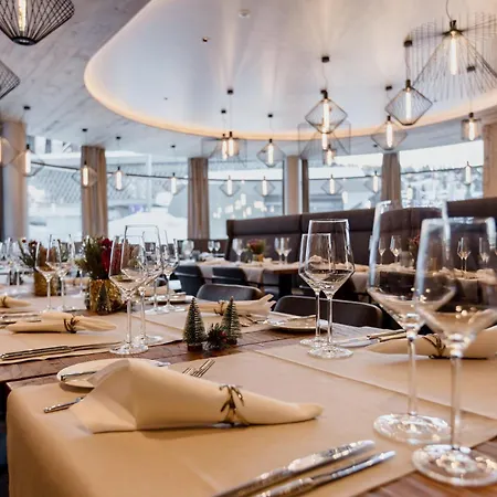 Hotell Postresidenz Am 4*